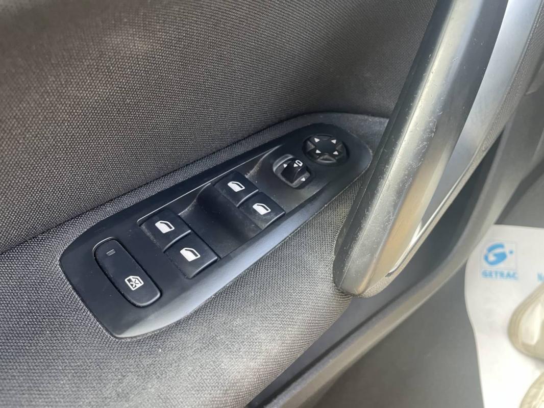 Peugeot 308 - II 1.2 PURETECH 110 S&amp;S ACTIVE