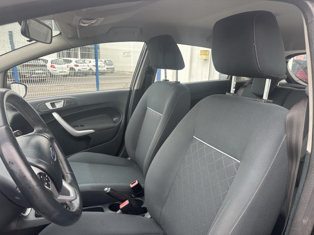 Ford Fiesta - 1.25 82ch 5 Portes